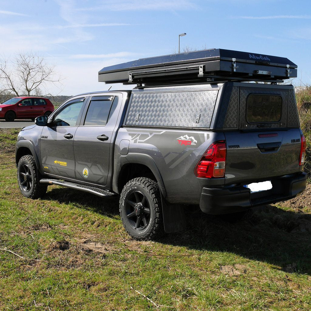 Alu-Cab Adventure Hardtop, Toyota Hilux 2016-2025 Double Cab (Dørkplade)