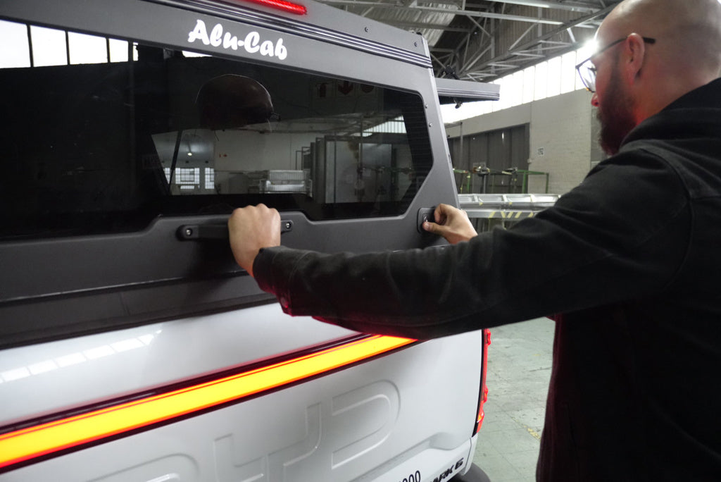 Alu-Cab Contour Hardtop, BYD Shark 2024+ Double Cab (Med sideruder)