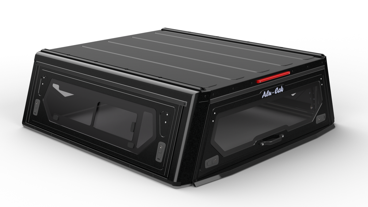 Alu-Cab Contour Hardtop, Ford F-150 2022+ Short Bed (Med sideruder)