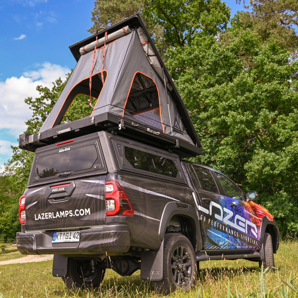 Alu-Cab Contour Hardtop, Toyota Hilux 2016-2025 Double Cab (Med sideruder)