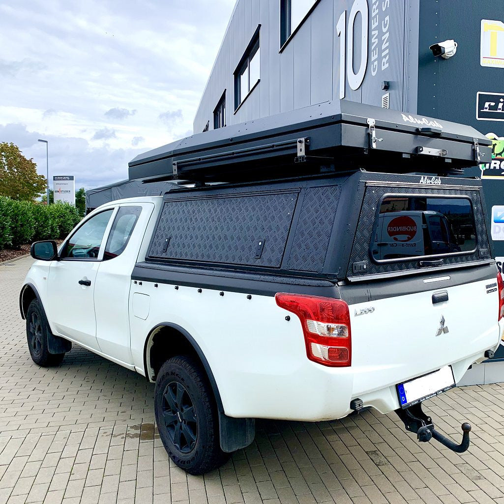 Alu-Cab Explorer Hardtop, Mitsubishi L200 / Fiat Fullback 2016-2023 X-Cab (Dørkplade)
