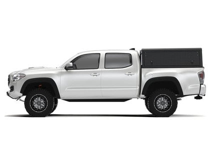 Alu-Cab Explorer Hardtop, Toyota Tacoma 2016-2023 Short Bed (Dørkplade)