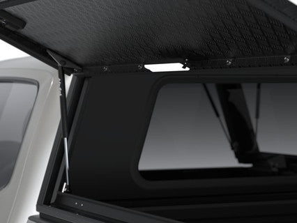 Alu-Cab Explorer Hardtop, Toyota Tacoma 2016-2023 Short Bed (Dørkplade)
