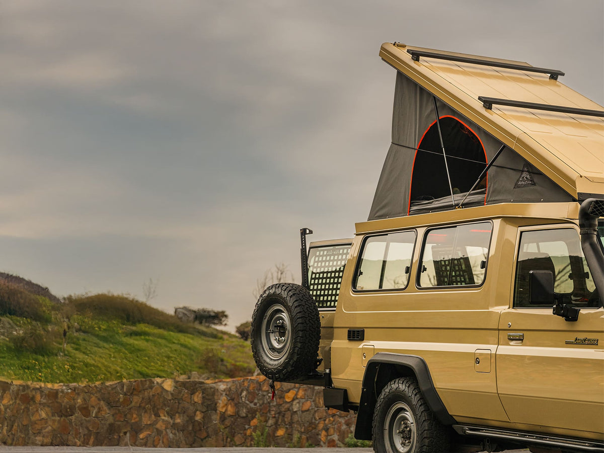 Alu-Cab Hercules G2 Roof Conversion, Toyota Land Cruiser 75/78 – Sort
