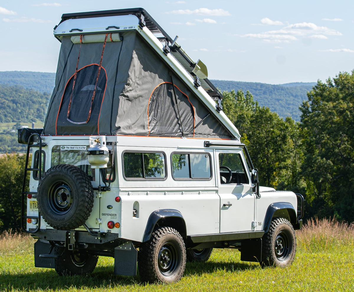 Alu-Cab Icarus Roof Conversion, Land Rover Defender 110 – Sort