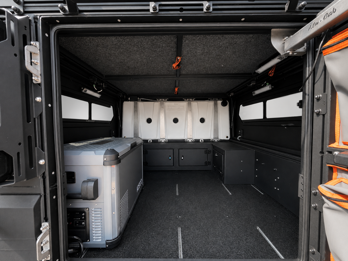AluBlack ModCAP Kit flatbed – Toyota Hilux 2016+ Single Cab