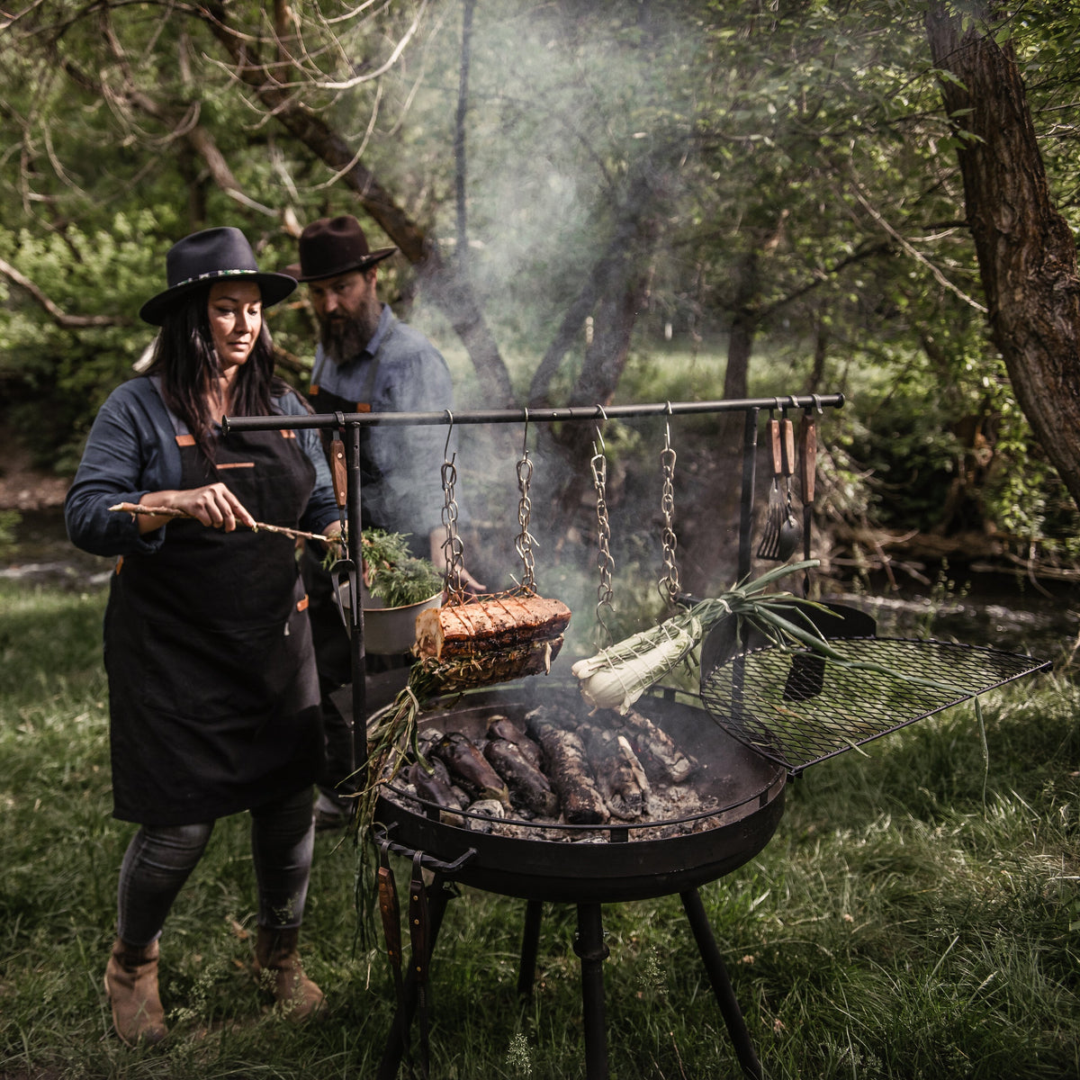 Barebones Cowboy Fire Pit Grill 76 cm (30")