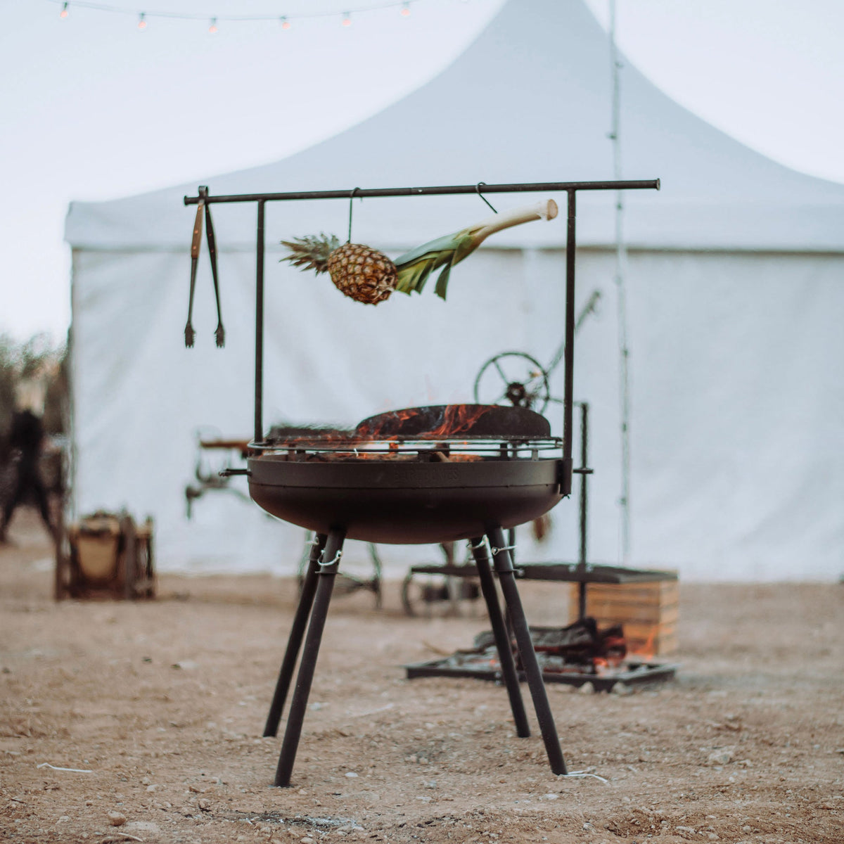 Barebones Cowboy Fire Pit Grill 76 cm (30")