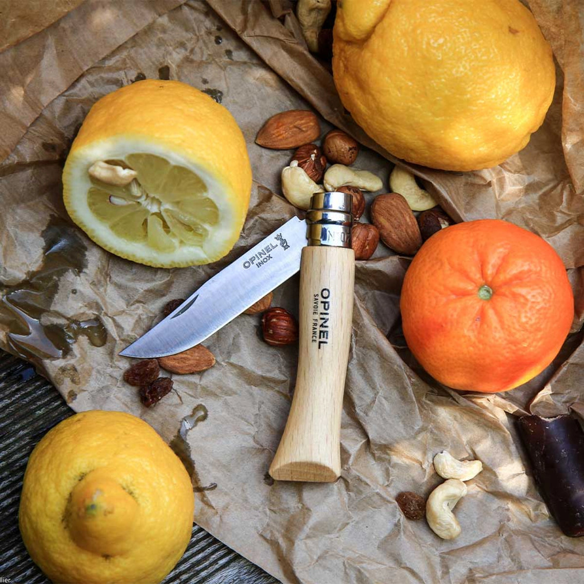 Opinel No. 7 lommekniv – bøg i brug