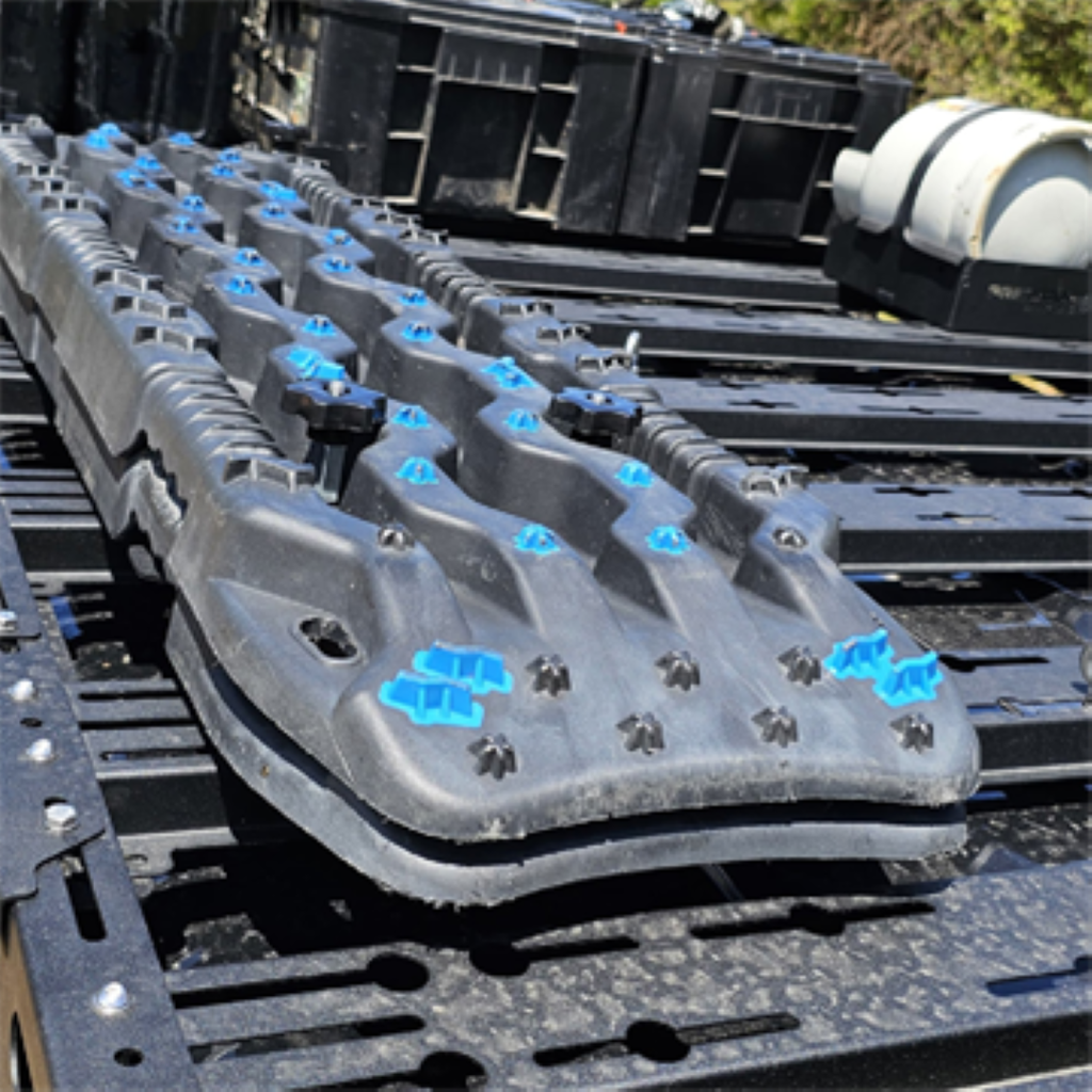 Predator Offroad beslag til recovery boards – låsbare