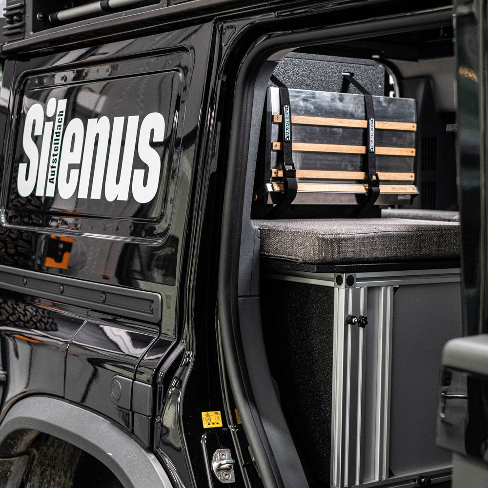 Tailgate Gear indretning til Ineos Grenadier med Alu-Cab Silenus