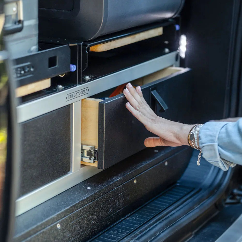 Tailgate Gear Platform System – Land Rover Defender 110 (2020+)