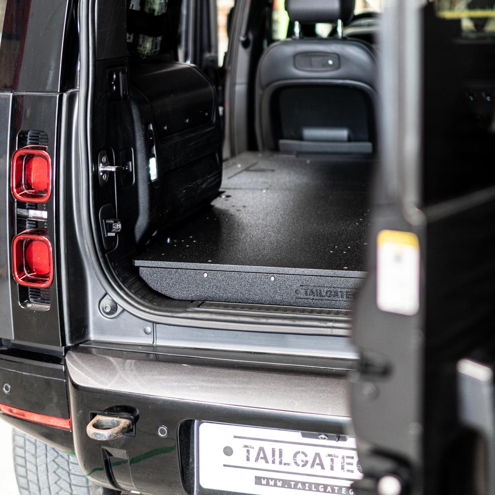Tailgate Gear Platform X Seat Delete – Land Rover Defender 110 PHEV (2020+) / Fuld Platform X